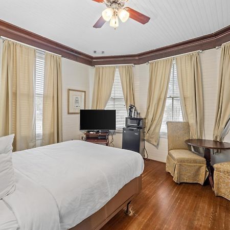 Coombs Inn & Suites Apalachicola Ngoại thất bức ảnh