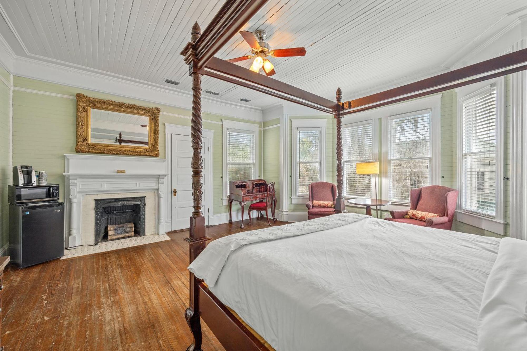 Coombs Inn & Suites Apalachicola Ngoại thất bức ảnh