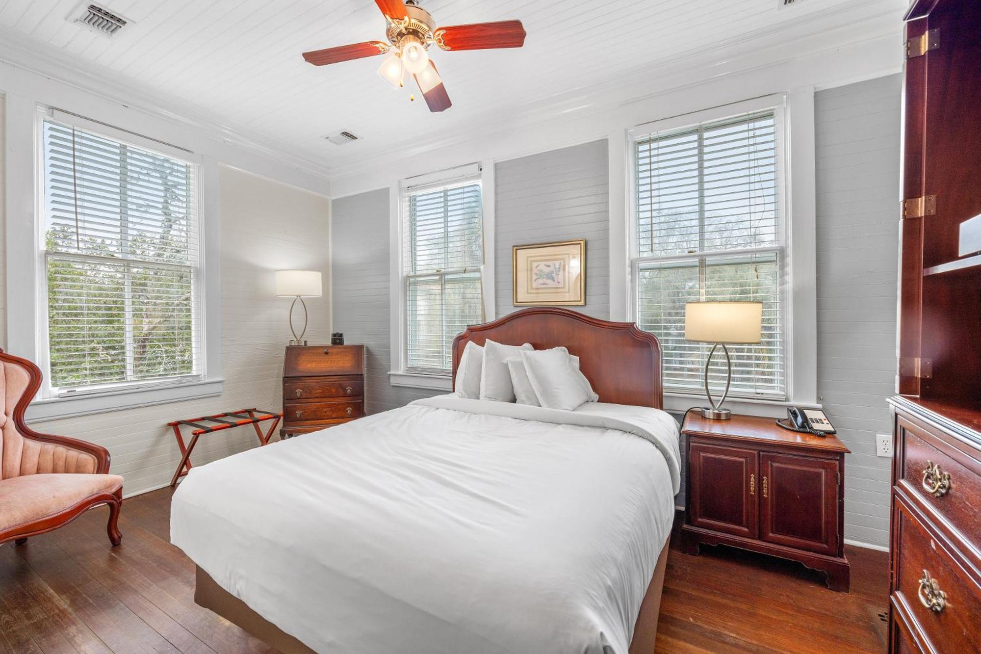 Coombs Inn & Suites Apalachicola Ngoại thất bức ảnh