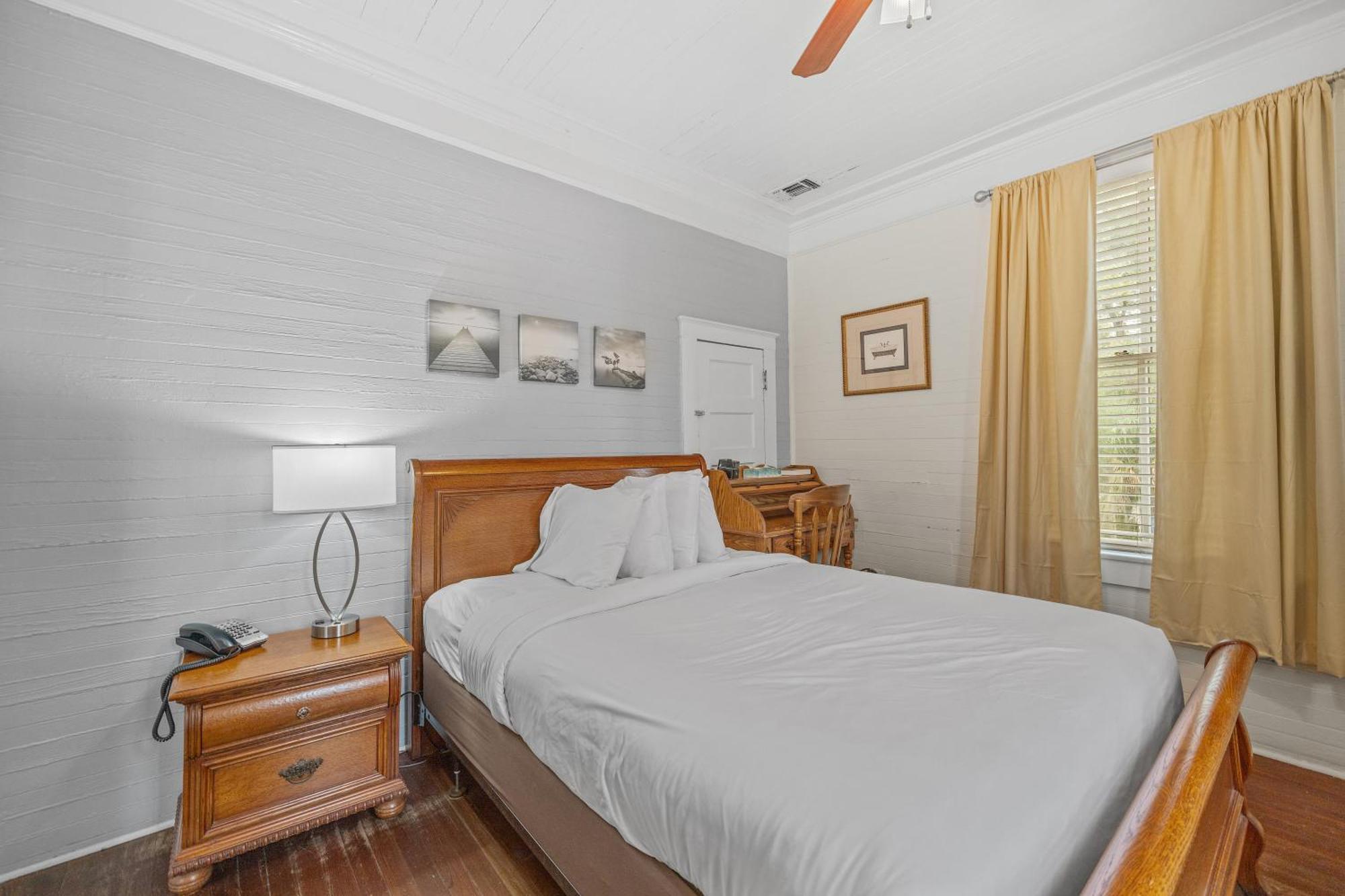 Coombs Inn & Suites Apalachicola Ngoại thất bức ảnh