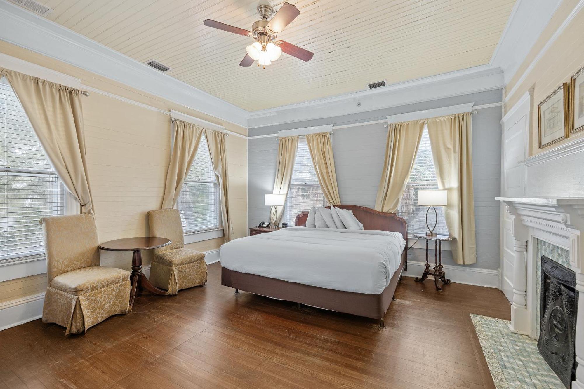 Coombs Inn & Suites Apalachicola Ngoại thất bức ảnh